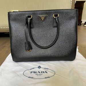 Authentic Prada Galleria Saffiano leather large bag